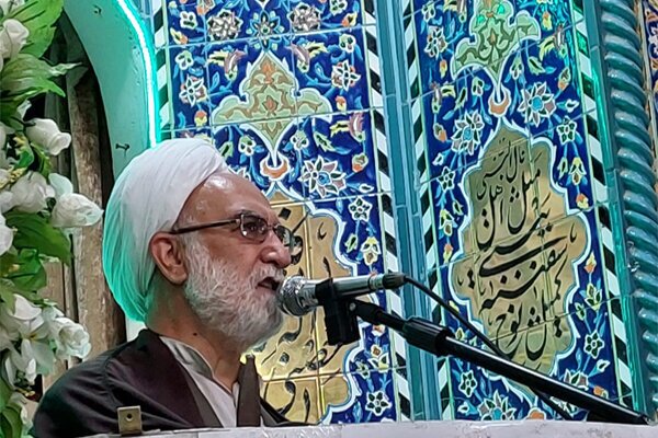 حضور مردم در انتخابات توطئه‌ها را خنثی کرد