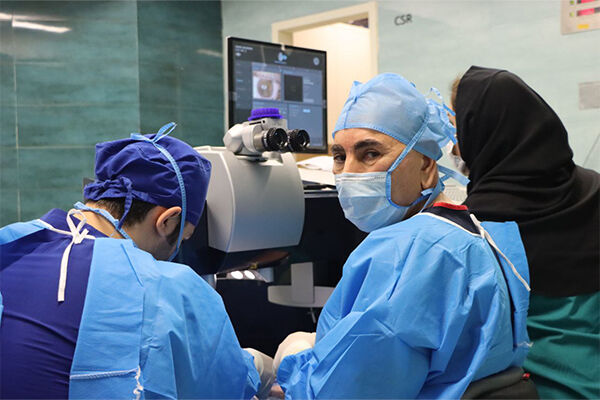 گفتگویی تخصصی با دکتر مختاری: روش‌های به‌روز جراحی چشم برای اصلاح دوربینی و نزدیک‌بینی