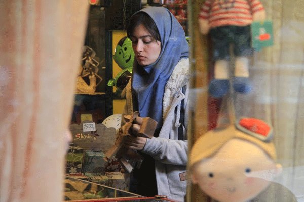 «لاک قرمز» از یک شنبه به سینما فلسطین اصفهان می‌آید
