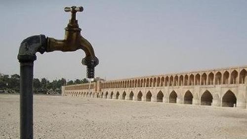 آب چاه‌های فلمن اصفهان خشکیده است
