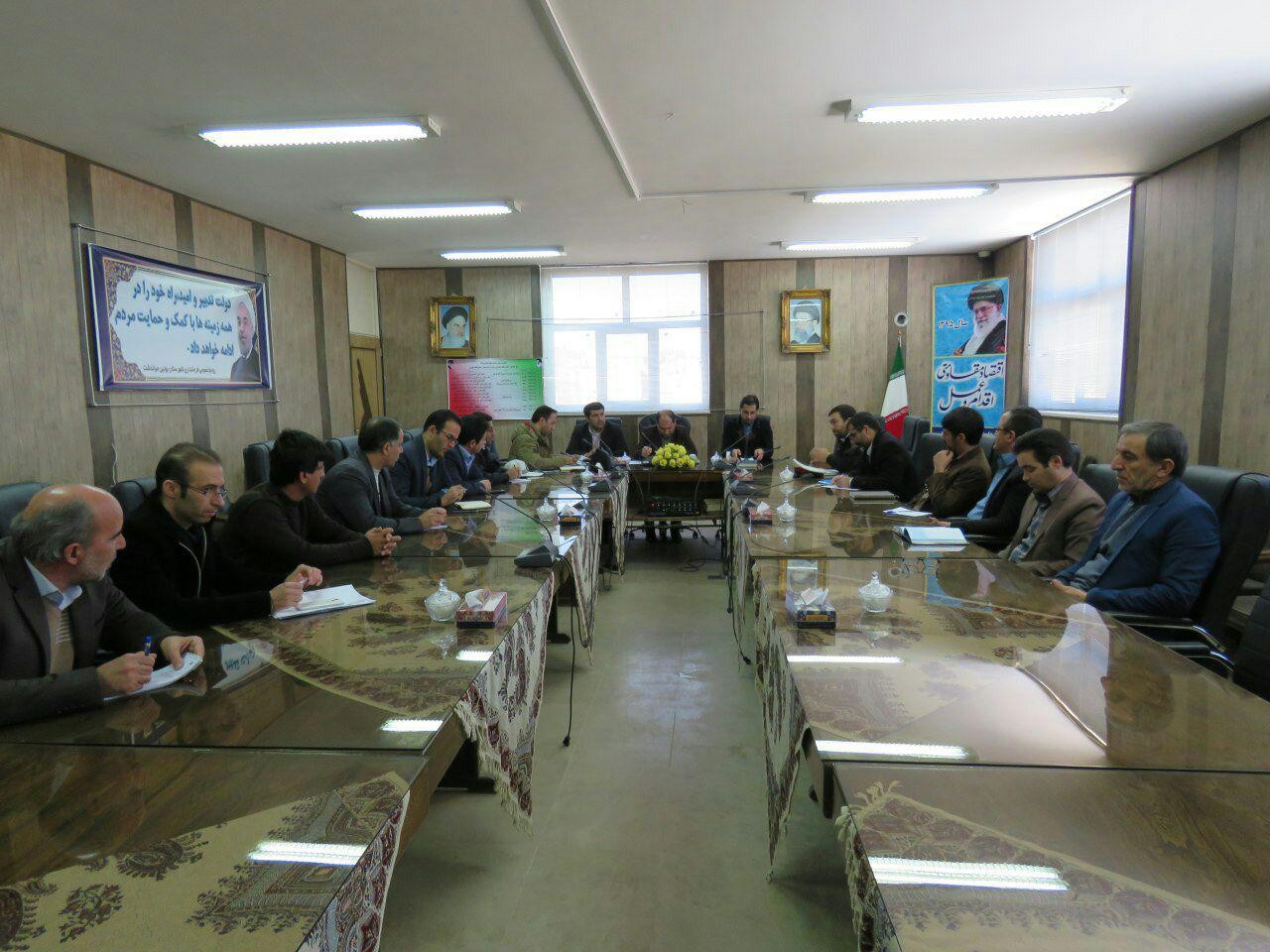 ستاد خدمات سفر شهرستان بویین میاندشت برگزار شد