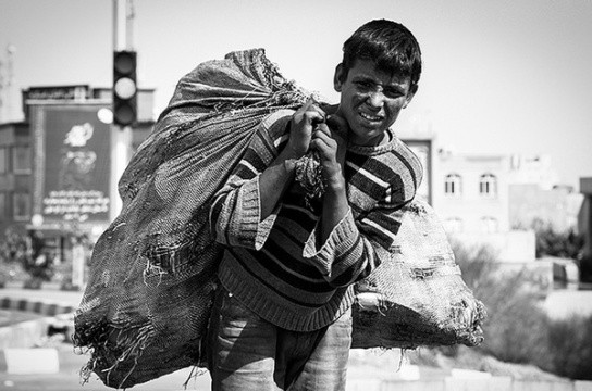 تهران| اقتصاد کشور «کودک کار و زباله گرد» بازتوليد مي كند!