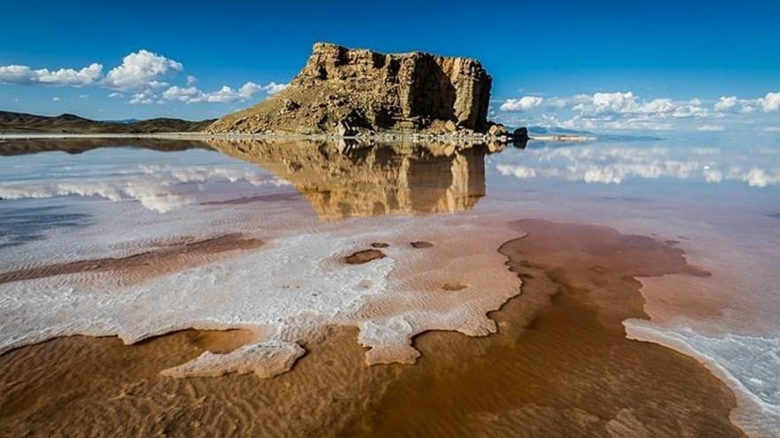 حقابه دزدی وزارت نیرو از دریاچه ارومیه