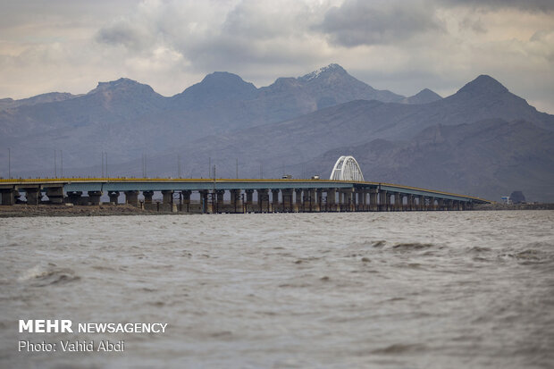 آذربایجان غربی| دریاچه ارومیه از حالت بحرانی خارج شد