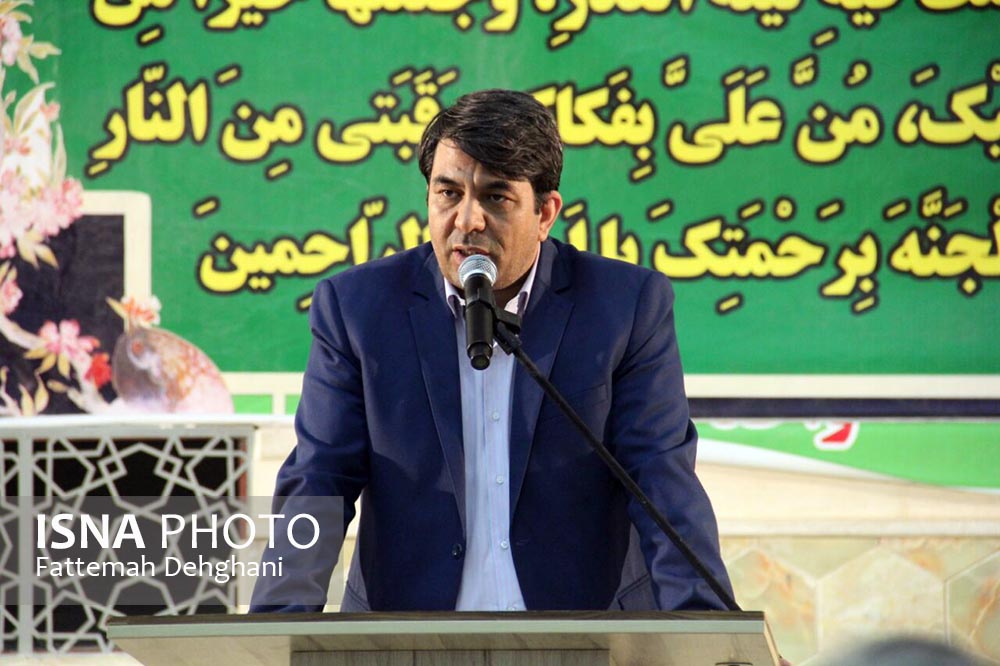 یزد| مدیران مشکلات صنعت کاشی و سرامیک را پیگیری کنند