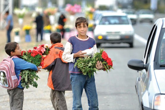 یزد| بار زندگی بر شانه‌های کوچک کودکان کار
