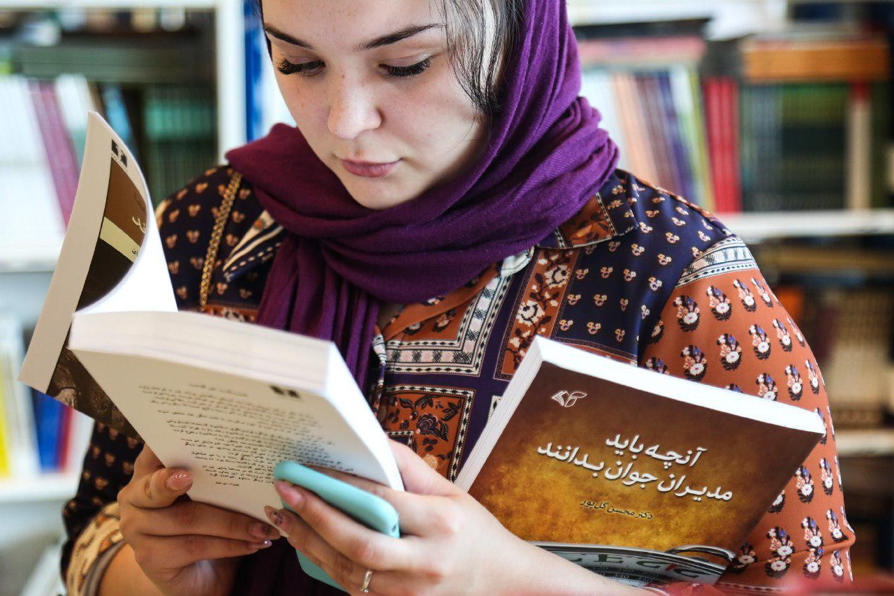 استقبال زبان آموزان فارسی از کتابهای کهن ایرانی
