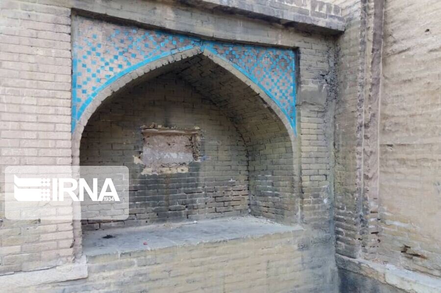 فارس| اماواگرهای ماجرای گورستان تاریخی شیراز