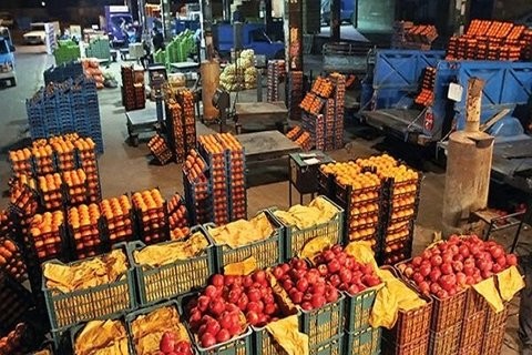 قیمت انواع میوه و تره بار در بازار های اصفهان امروز ۱۷ مهرماه