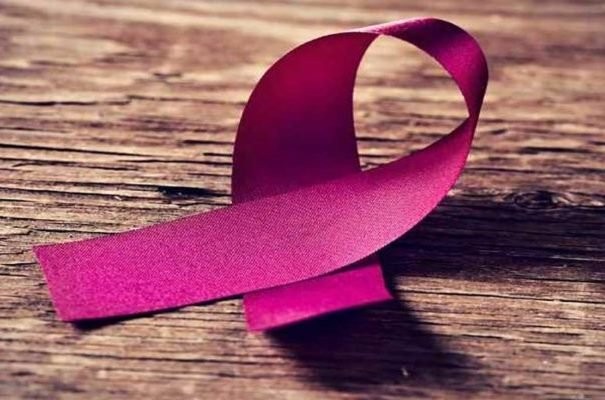شایع ترین سرطان زنان را بشناسیم/علائم بیماری را جدی بگیرید
