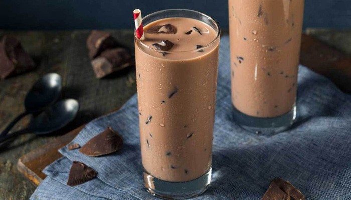 خواص شیر کاکائو؛ آیا شیر کاکائو یک نوشیدنی مفید است؟