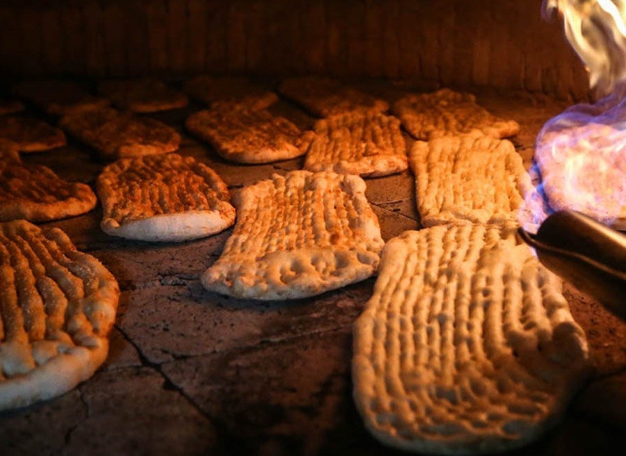 نرخ نان در مشهد افزایش یافت/ اعمال قیمت های جدید نان از امروز