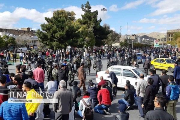 تجمعات اعتراضی در برخی شهرهای خوزستان/ فرمانده انتظامی اهواز: اوضاع در این شهر تحت کنترل است