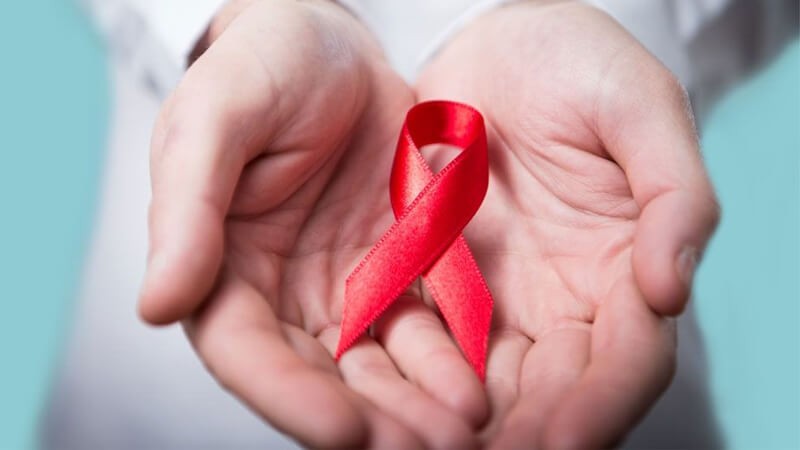 از علائم ابتلا تا تفاوت اچ آی وی و ایدز/ هر آنچه باید درباره ایدز بدانید