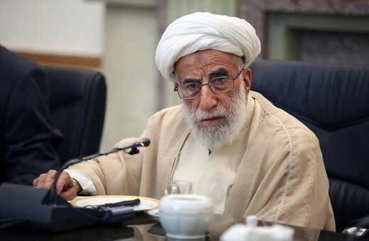 واکنش آیت الله جنتی به گران شدن بنزین در دولت‌های احمدی نژاد و روحانی