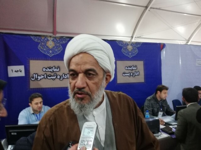 آقا تهرانی: با پول روضه خونی در انتخابات شرکت می کنم