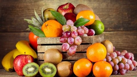 قیمت میوه و تره بار در بازار امروز ۱۱ دی + جدول