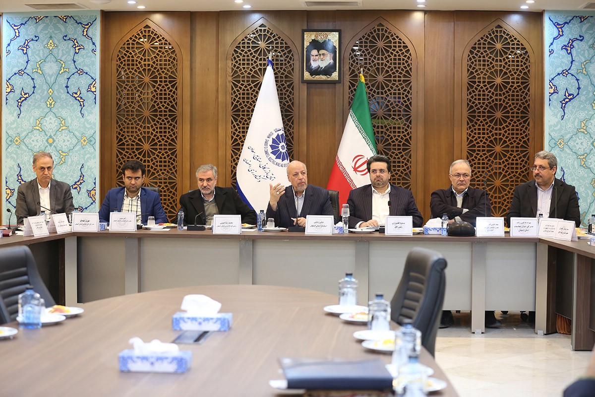 اصفهان| حفظ سرمایه‌های اجتماعی و فرهنگی مقدمه تقویت سرمایه‌های اقتصادی