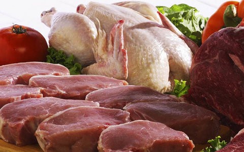 قیمت مرغ و گوشت در بازار کوثر امروز ۶ بهمن+جدول