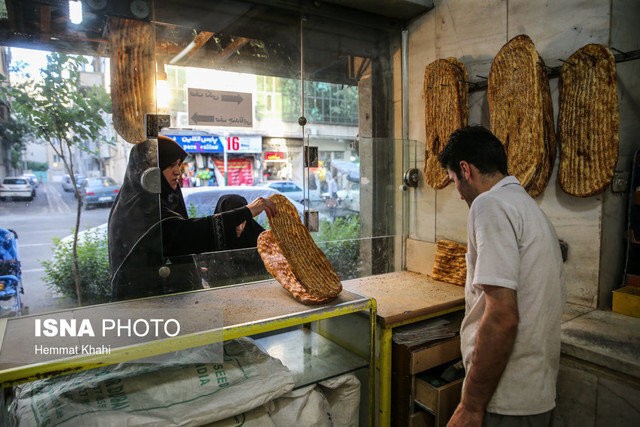دریافت نقدی پول در نانوایی‌های اصفهان ممنوع است
