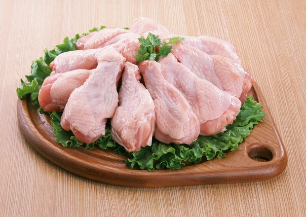 قطعه بندی و طعم دار کردن گوشت مرغ ممنوع شد