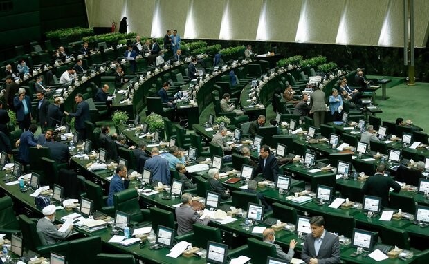 وزیر کشور موظف به تعیین سقف نرخ عوارض شهرداری‌ها شد