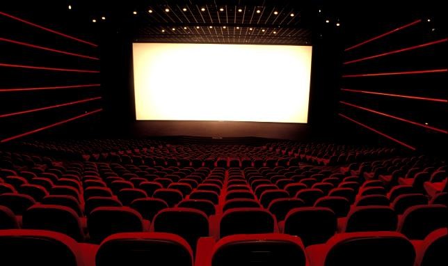 بازگشایی سینماها داوطلبانه است