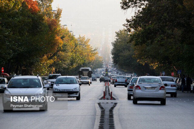 اعمال قانون خودروهای فاقد معاینه فنی در اصفهان