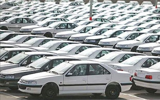 توزیع خودروهای پیش‌فروش ‌شده، بازار را کنترل می‌کند