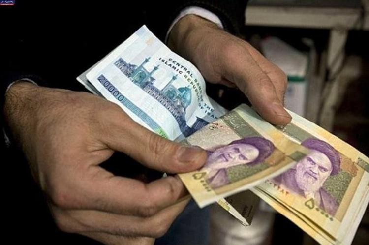 کاهش ۳۵ درصدی درآمد ایرانیان
