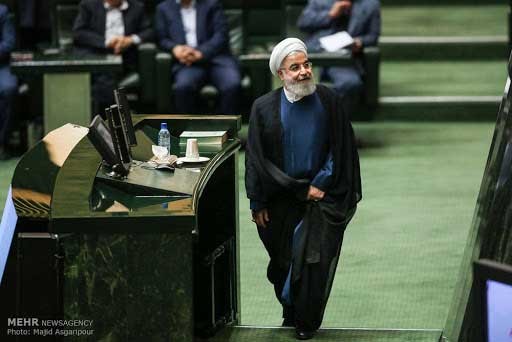 واعظی: ستاد کرونا مانع حضور روحانی در مجلس شد