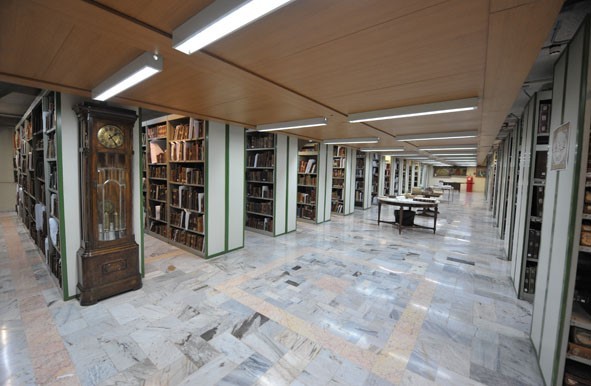 کتابخانه‌های آستان قدس رضوی با هماهنگی ستاد مبارزه با کرونا بازگشایی شدند
