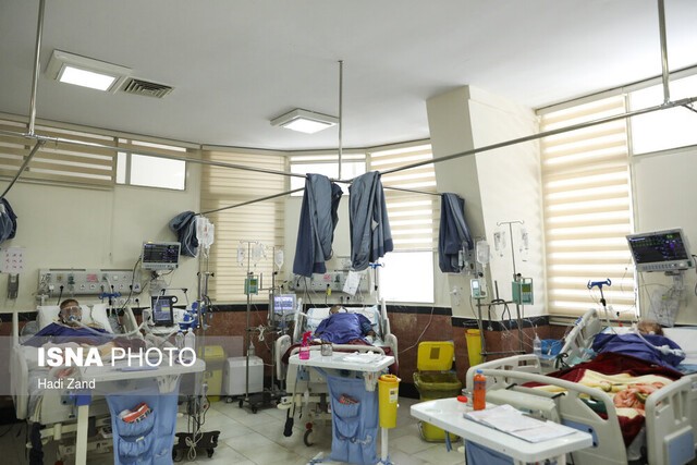 مردم زنجیره انتقال کرونا را قطع کنند/ بیمارستان‌های فارس جا ندارد