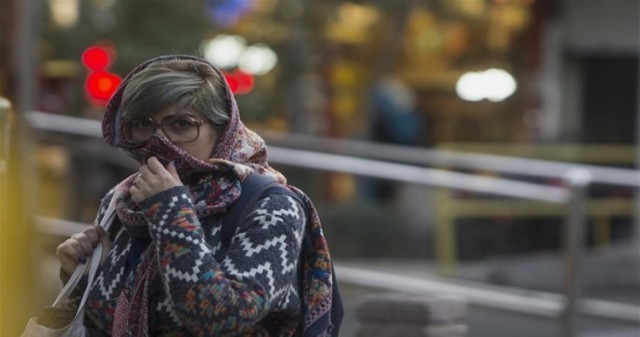 ﻿ بازگشت بوی مرموز به تهران/ افزایش سه تا چهار برابری آلاینده دی‌اکسید گوگرد در برخی نقاط