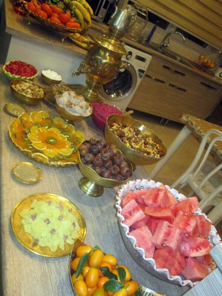  میز شب یلدا