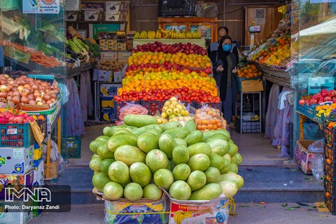 قیمت میوه و تره‌بار در بازارهای کوثر امروز ۱۵ دی‌+ جدول