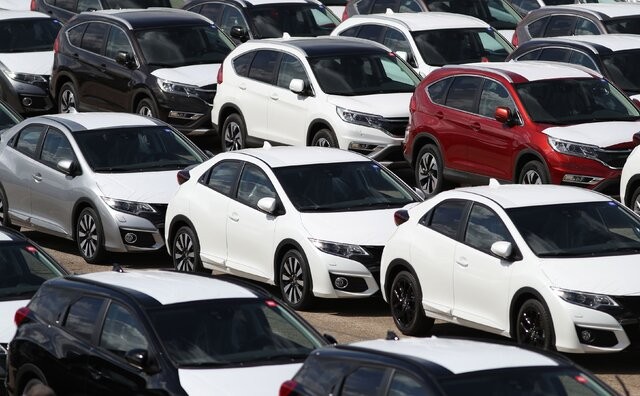 کاهش ۵۰ درصدی معاملات خودرو در اراک