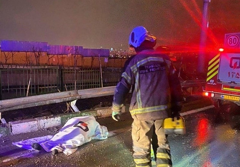 تهران| واژگونی مرگبار پژو ۲۰۶ در بلوار ارتش + تصاویر