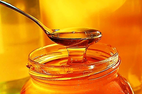فواید شگفت‌انگیز مصرف عسل در وعده صبحانه