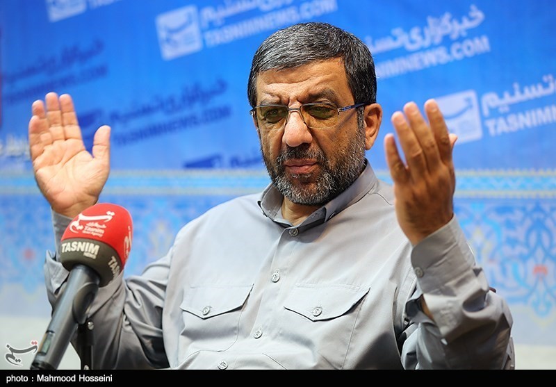 ضرغامی: هیچ صحبت انتخاباتی بین من و احمدی نژاد نشده است