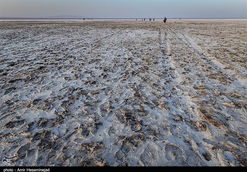 دریاچه نمک قم ‌از حال‌ رفت / شوره‌زاری که جان میلیون‌ها انسان را تهدید می‌کند