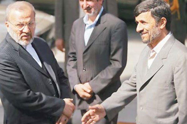 واکنش منوچهر متکی نسبت به نام محمود احمدی‌نژاد؛ سوال بعدی لطفا!