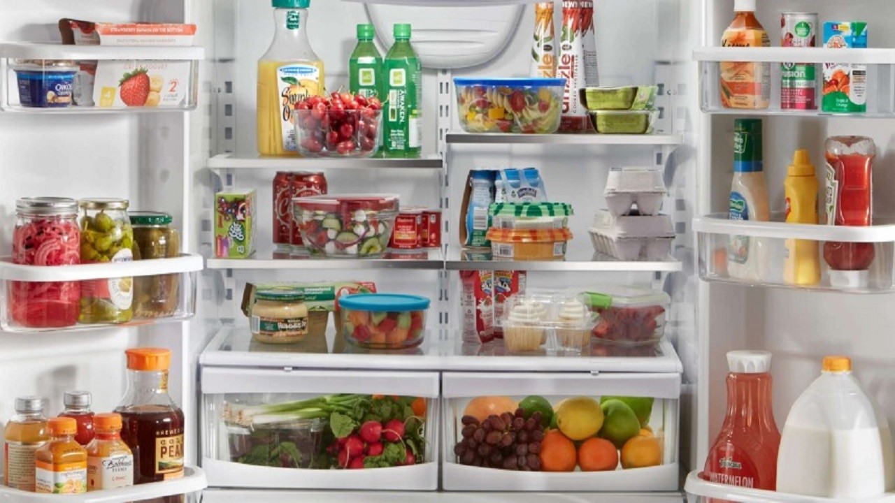 ۱۰ ماده غذایی که اگر در یخچال بگذارید، خراب می‌شوند