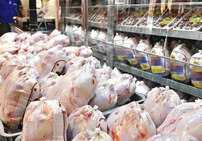 دلایل افزایش قیمت مرغ در استان البرز از زبان رئیس اتحادیه فروشندگان / عرضه مرغ کاهش یافت