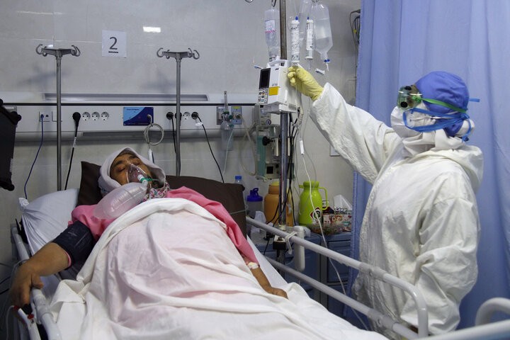 بیش از ۵۰۰ بیمار کرونایی در بیمارستان‌های قزوین بستری هستند