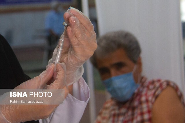 فعالیت ۱۴ پایگاه واکسیناسیون در زنجان