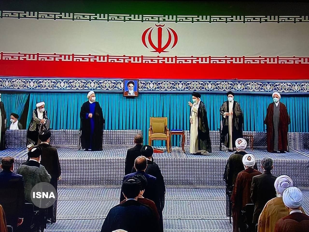 مراسم تنفیذ سیزدهمین دوره ریاست‌جمهوری اسلامی آغاز شد