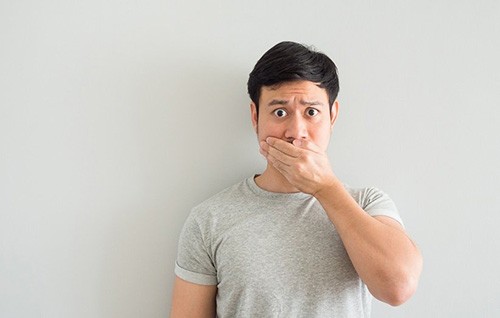 ۱۹ ترفند خانگی برای برطرف کردن بوی دهان