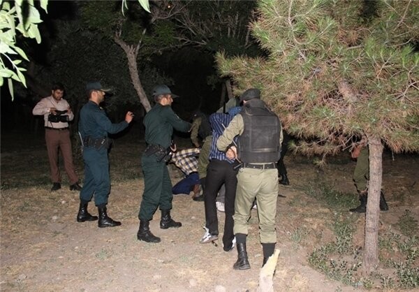 دستگیری ۱۱نفر از مخلان نظم و امنیت در عملیات ضربتی پلیس اصفهان