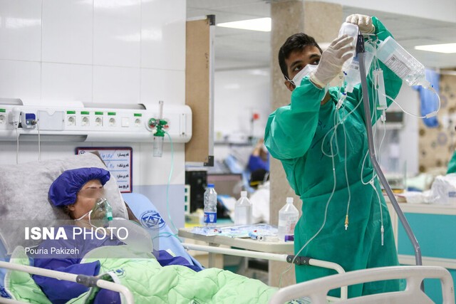 ارائه خدمات اورژانس مامایی به مادران کرونایی در بیمارستان ام‌البنین(س) مشهد